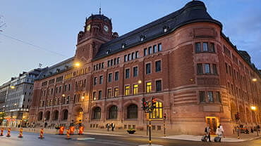Central Post Office Building